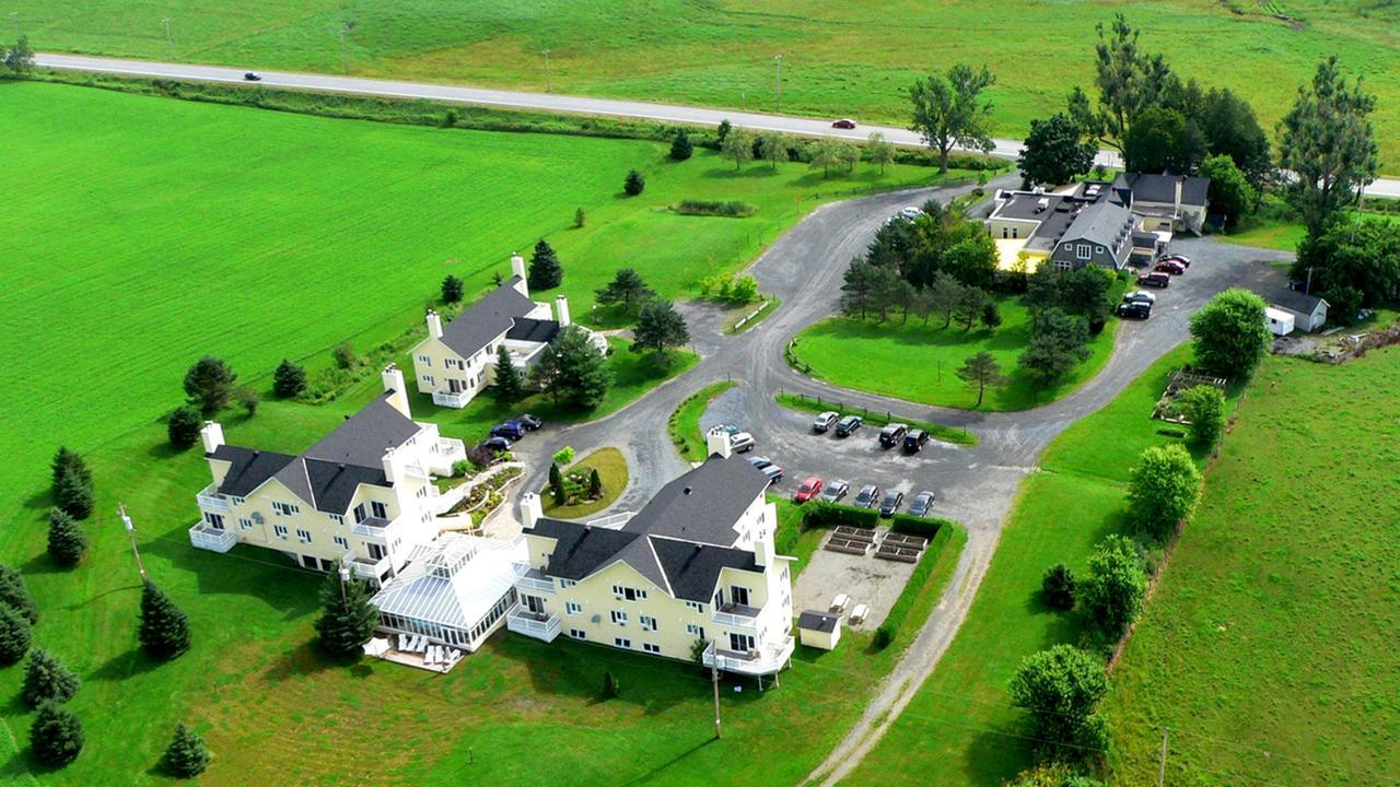 Auberge West Brome 외부 사진